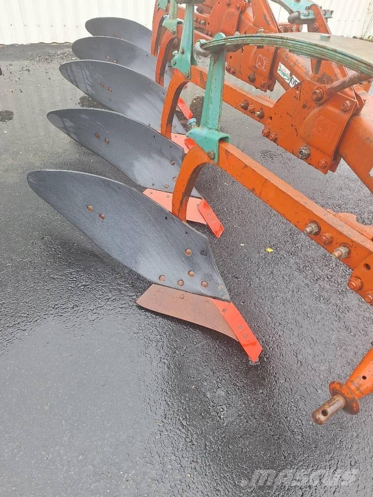 Kverneland W2 Pluguri conventionale