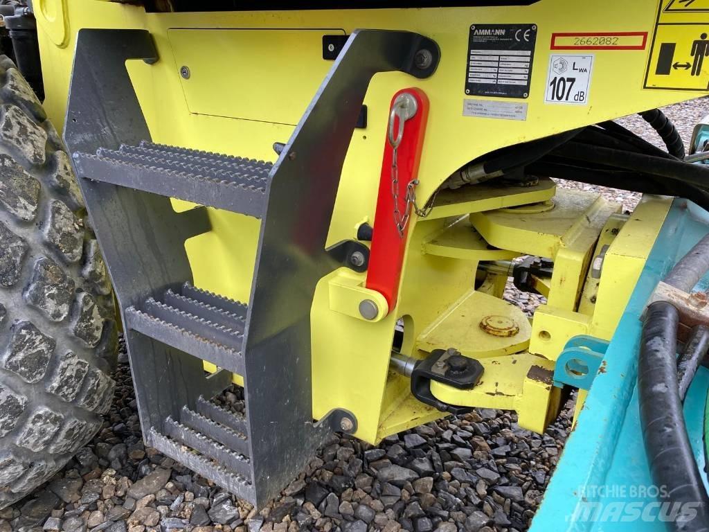 Ammann ASC 110 Compactoare monocilindrice