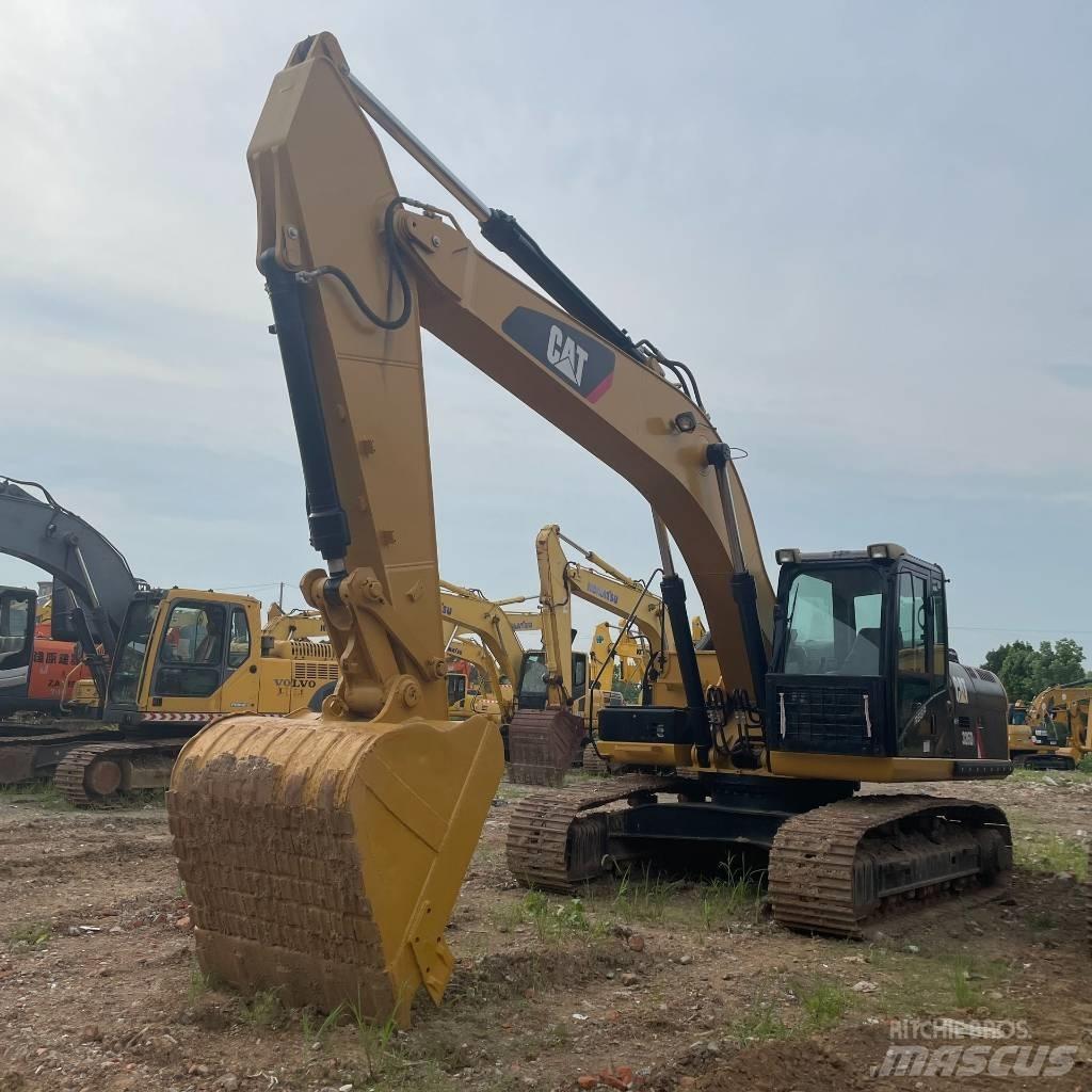 CAT 326D2 Excavatoare pe șenile
