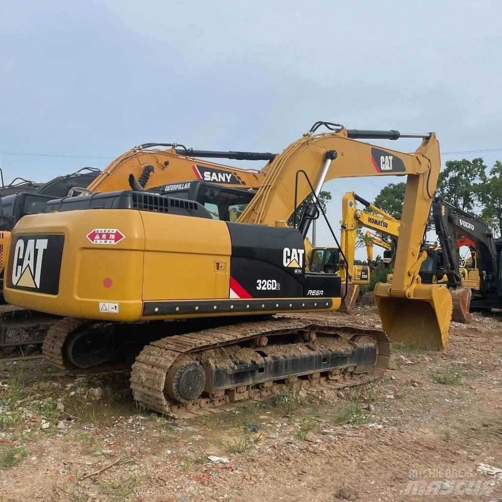 CAT 326D2 Excavatoare pe șenile
