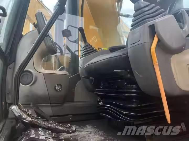 CAT 325 D Excavatoare pe șenile
