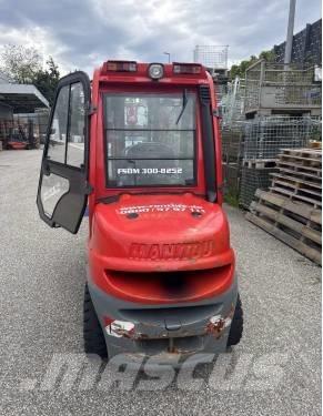 Manitou MI 30 D Stivuitor diesel