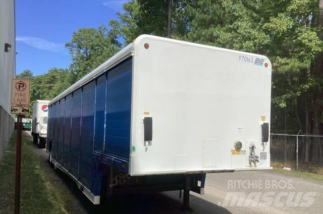 Mickey 16 BAY Remorci transport bauturi