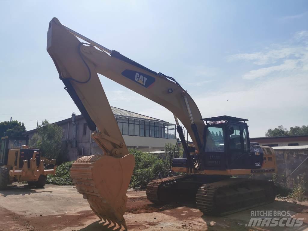 CAT 325DL Excavatoare pe șenile
