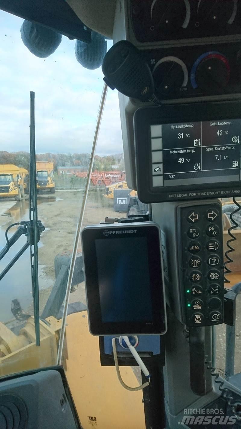 CAT 972MXE Incarcator pe pneuri