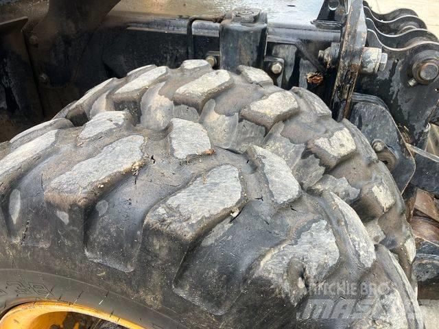 JCB JS 175 W Excavatoare cu roti