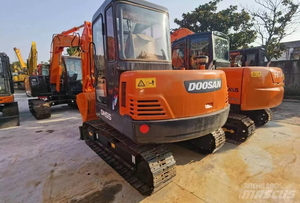 Doosan DH55 Excavatoare pe șenile

