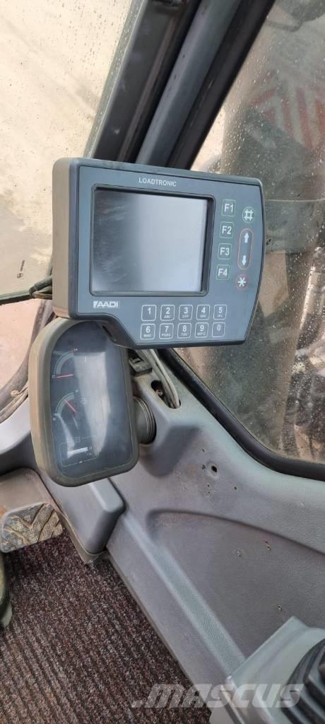 Volvo EC 210 B Excavatoare pe șenile
