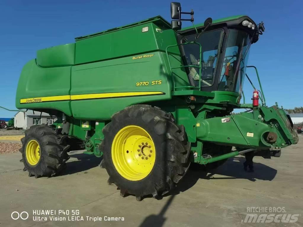 John Deere 9770 STS Combine de secerat