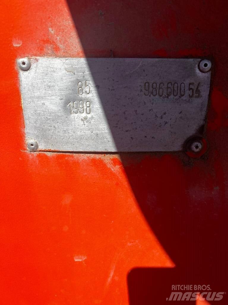 Terex TB 85 Nacele cu brat articulat