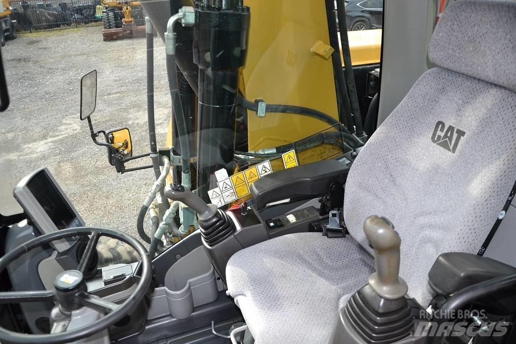 CAT M 315 D Excavatoare cu roti