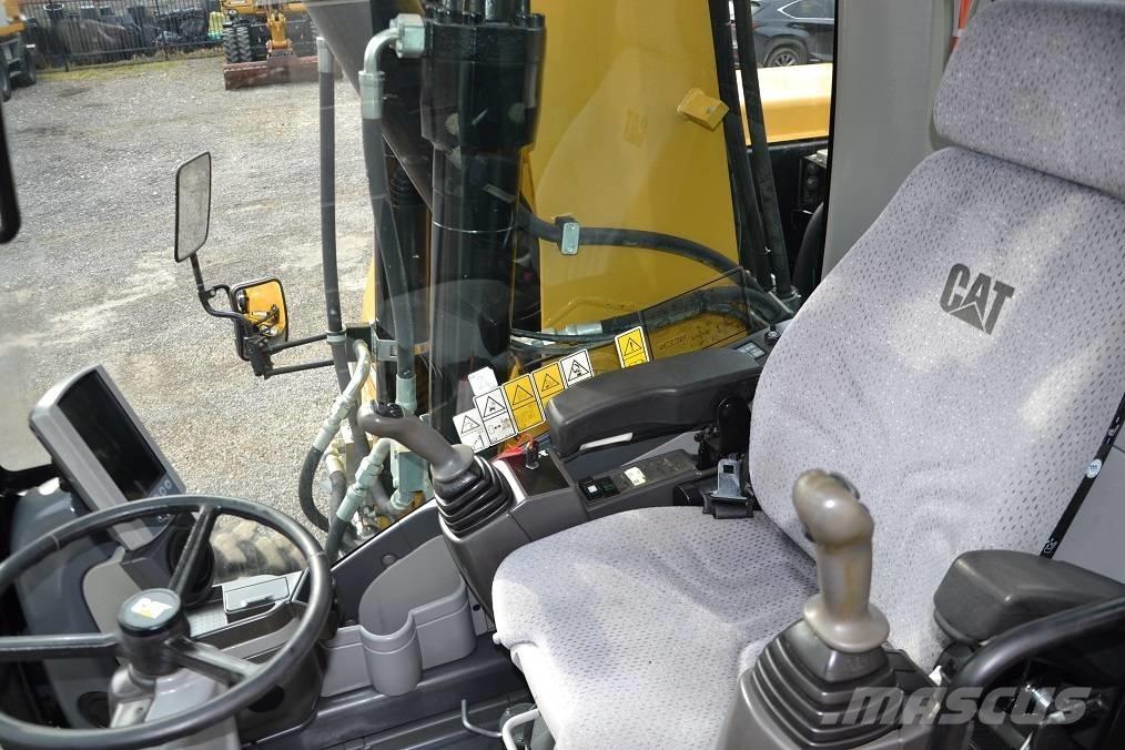 CAT M 315 D Excavatoare cu roti
