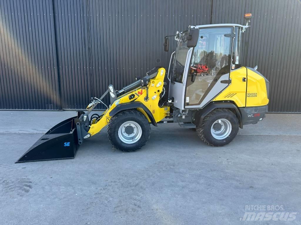 Wacker Neuson WL 28 Incarcator pe pneuri