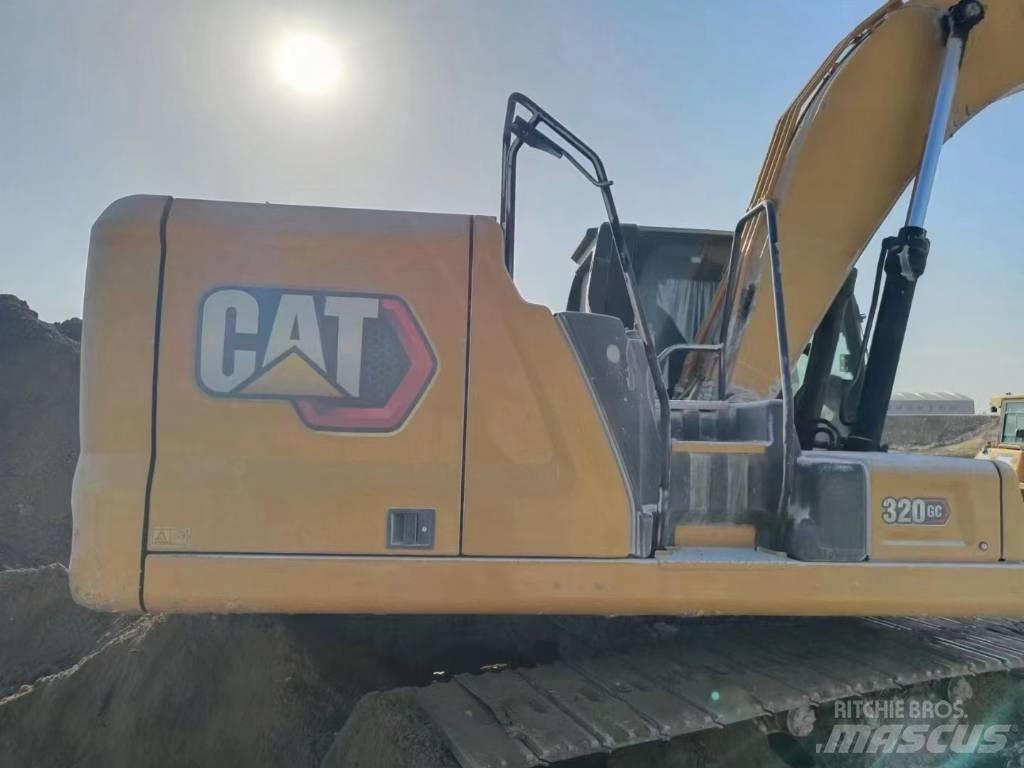 CAT 320 GC Excavatoare pe șenile
