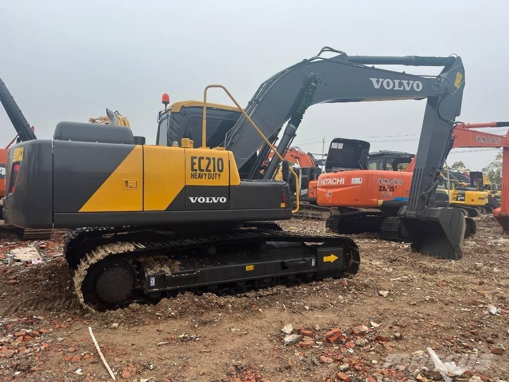 Volvo EC 210 B LC Excavatoare pe șenile
