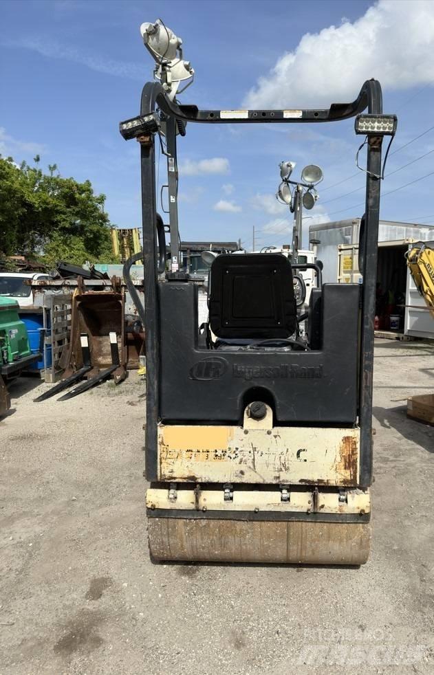 Ingersoll Rand DD 16 Compactoare sol
