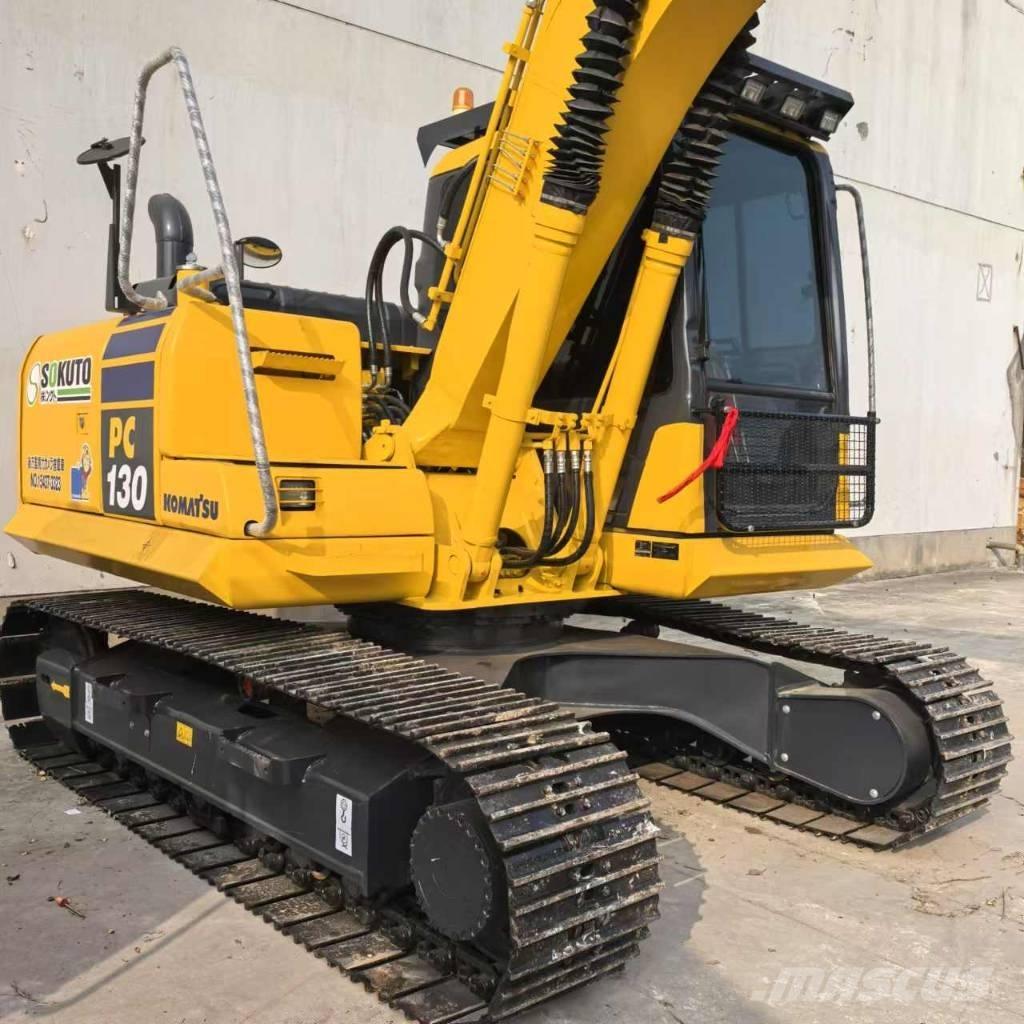 Komatsu PC 130-7 Excavatoare pe șenile
