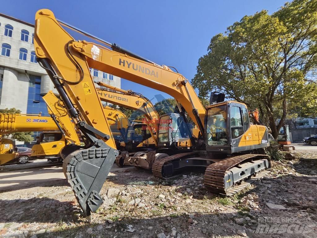 Hyundai 260 LC Excavatoare pe șenile
