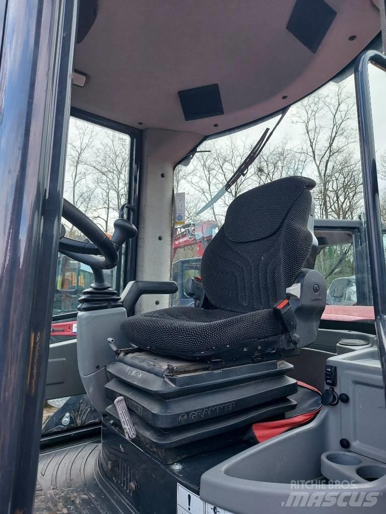 Yanmar V 100 Incarcator pe pneuri