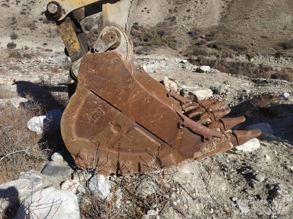CAT 330D2 L Excavatoare pe șenile
