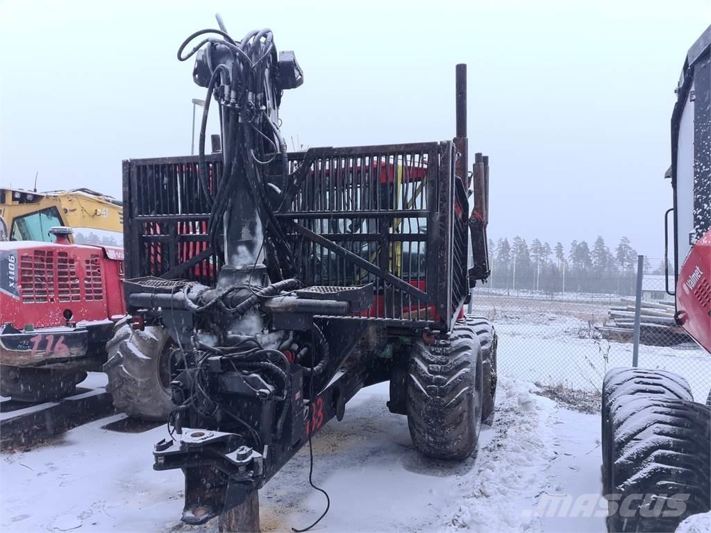 Valmet 890.3 Transportoare