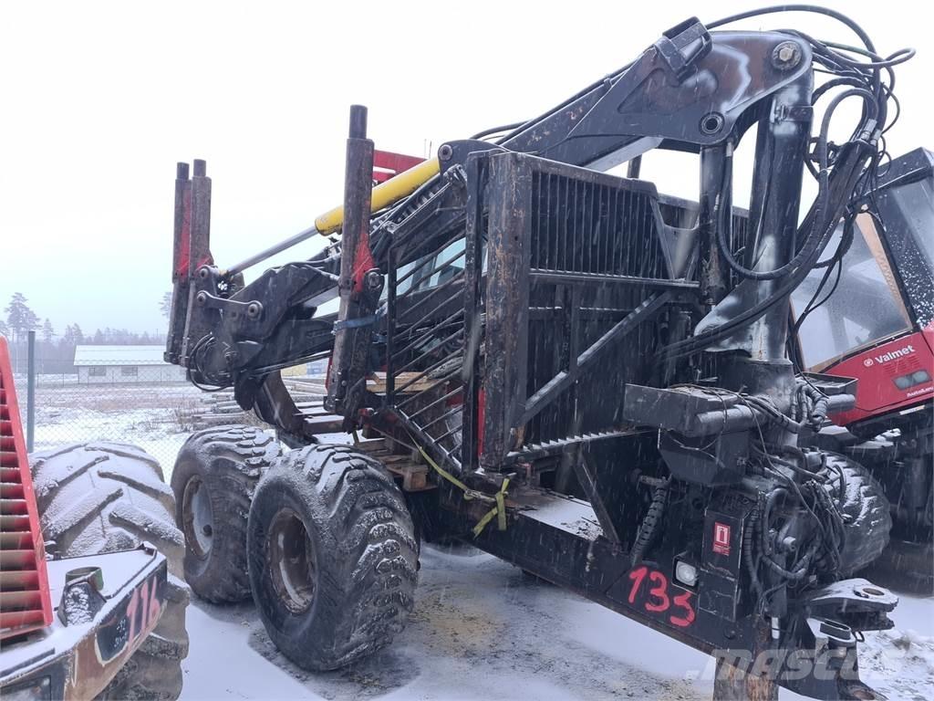 Valmet 890.3 Transportoare
