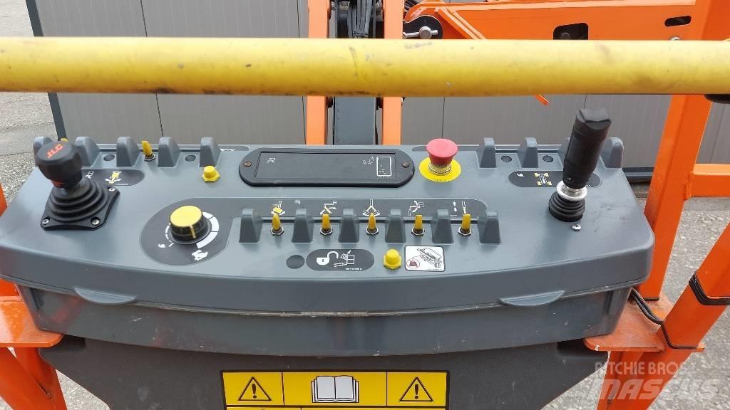 JLG E 400 AJPN Nacele cu brat articulat
