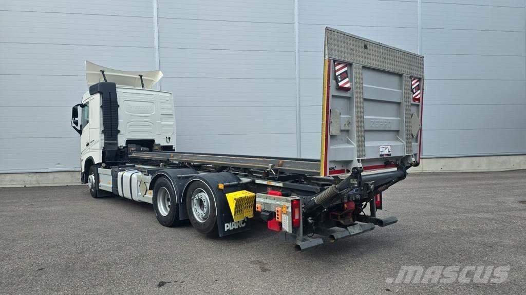 Volvo FH Camioane Demontabile