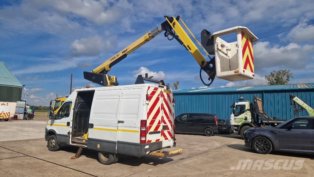 VERSALIFT ET38LF Platforme aeriene montate pe camion