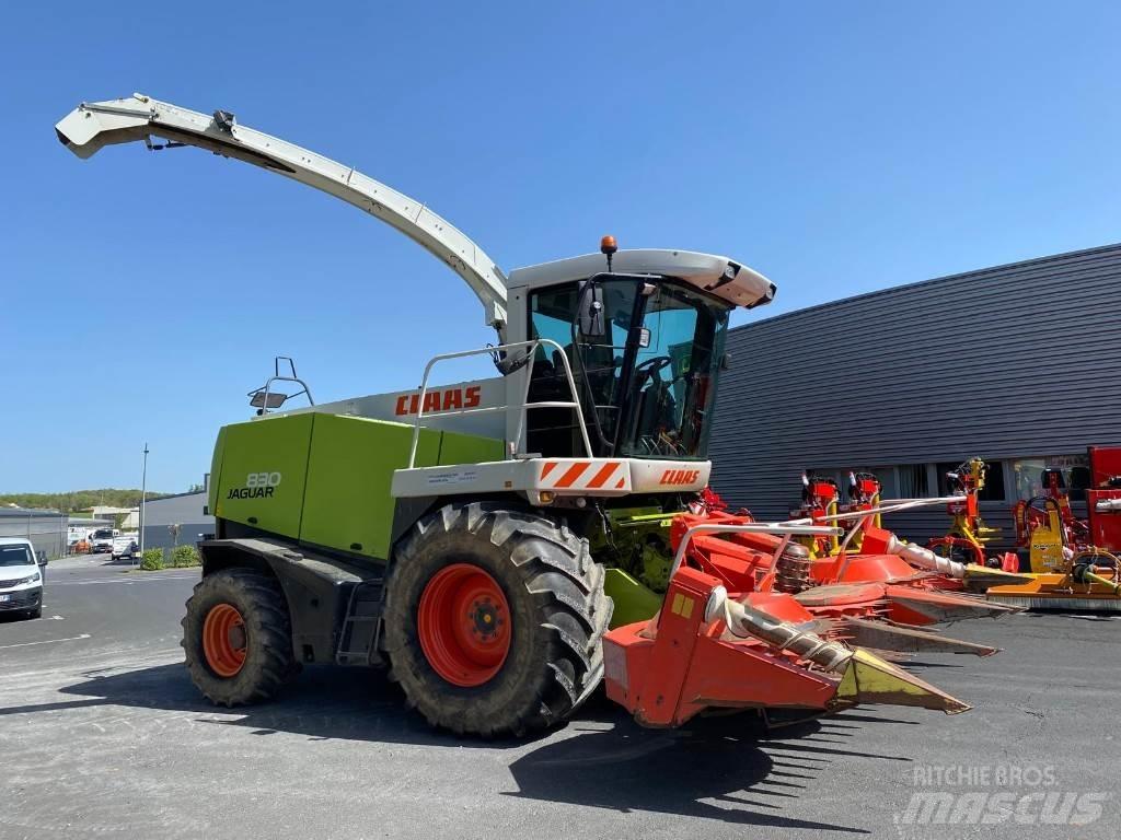 CLAAS JAGUAR 830 Culegatoare de nutret