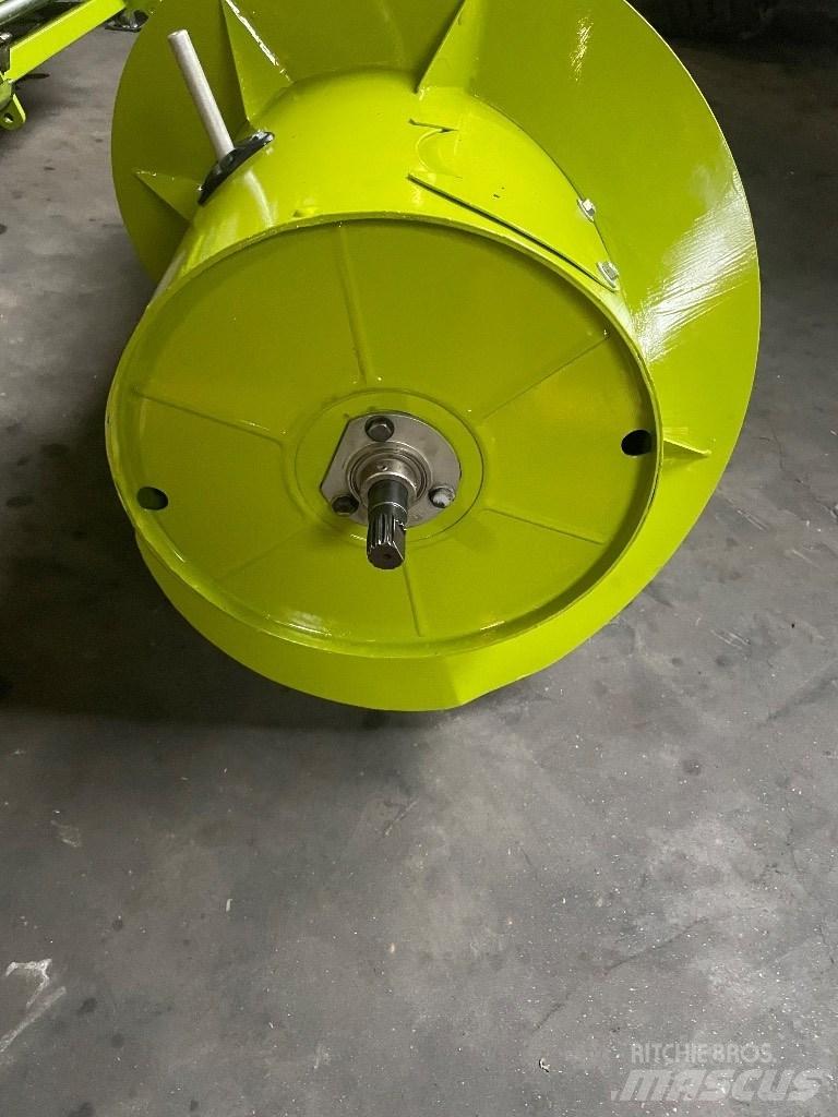 CLAAS Vario 930 Sasiuri si suspensii