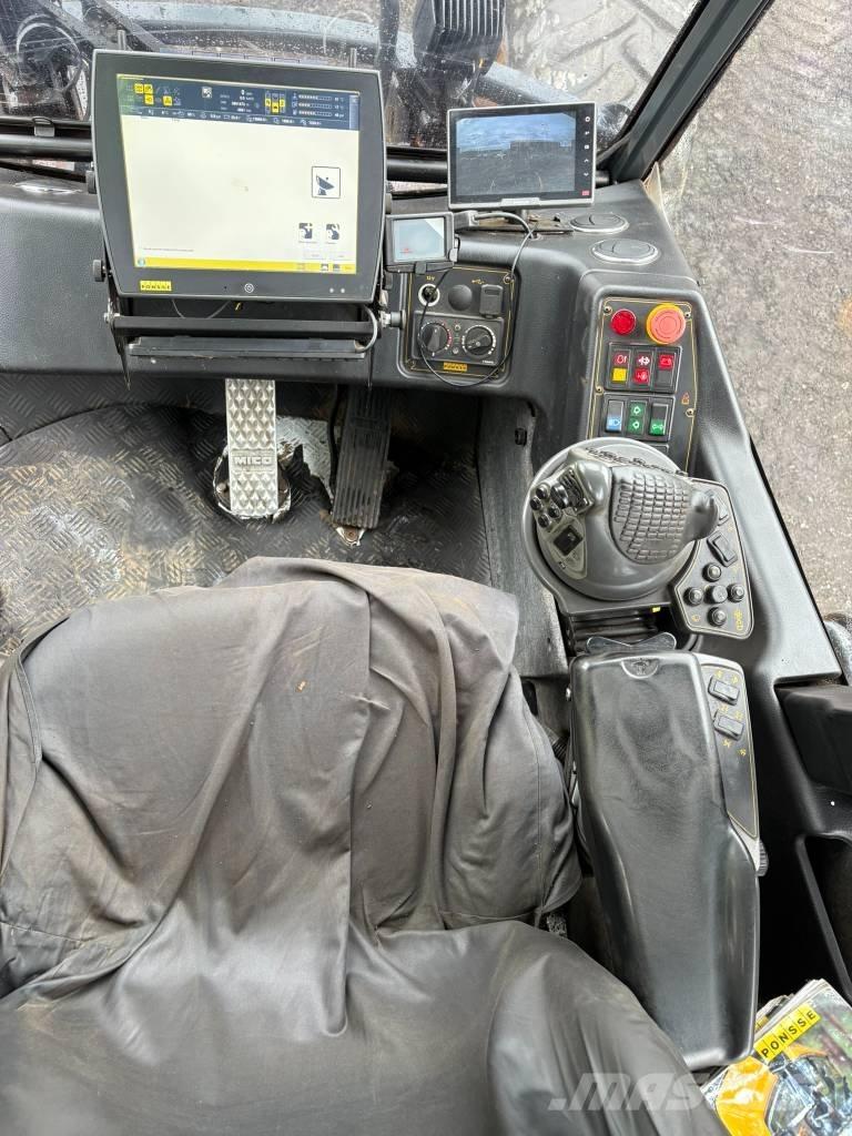 Ponsse Scorpion Combine forestiere