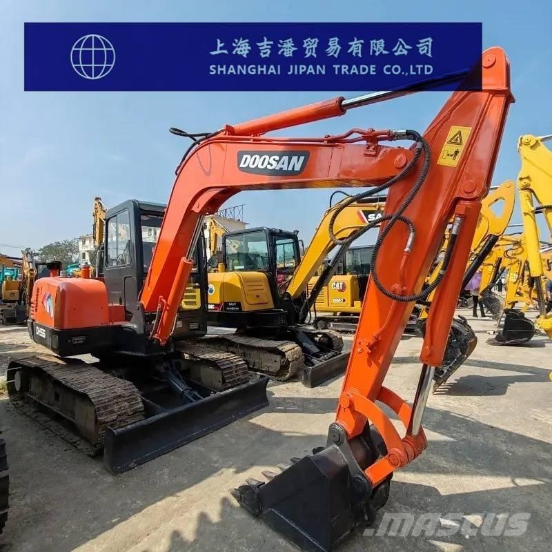 Doosan DH 55 Excavatoare pe șenile

