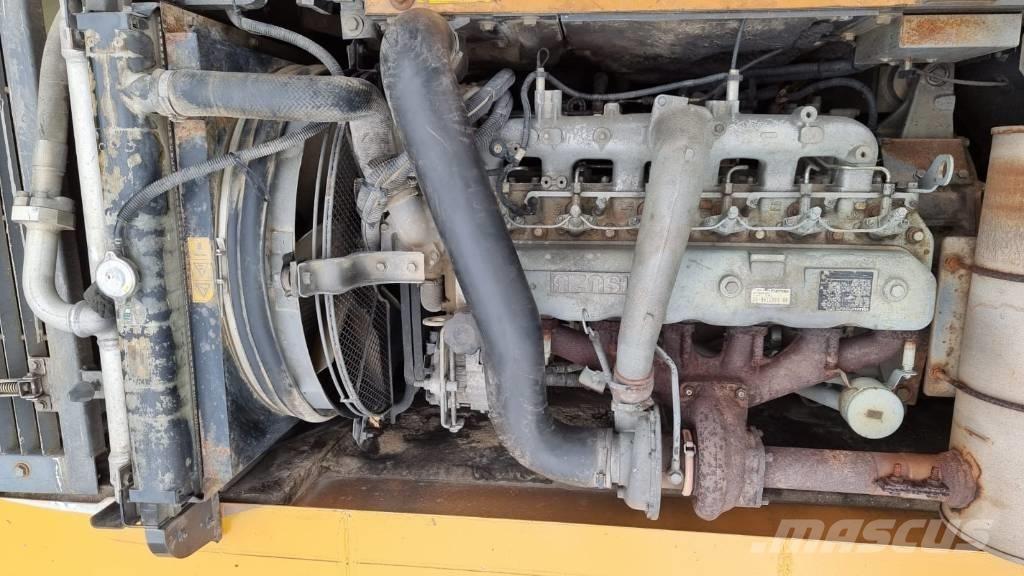 CASE CX 210 LC Excavatoare pe șenile
