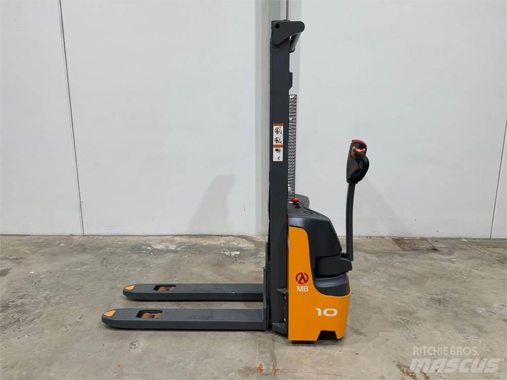 XEA 10 2S300 Transpaleta manuala