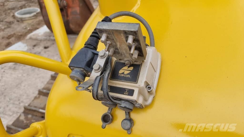 Komatsu D 51 EX-22 Buldozere pe senile