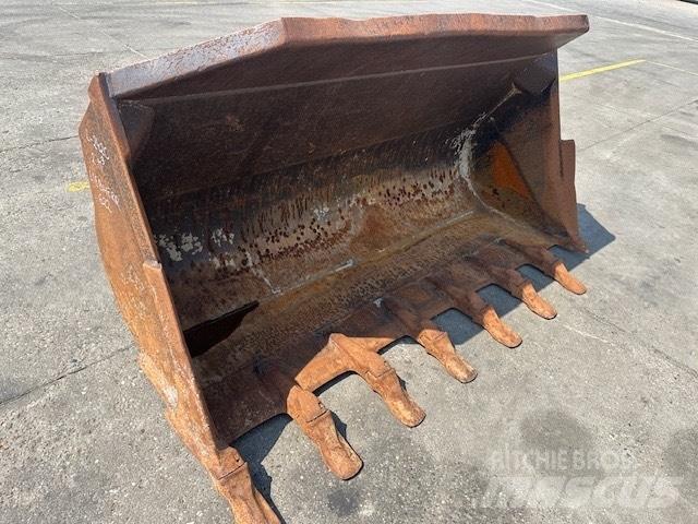 Liebherr LR 622 Pistoane