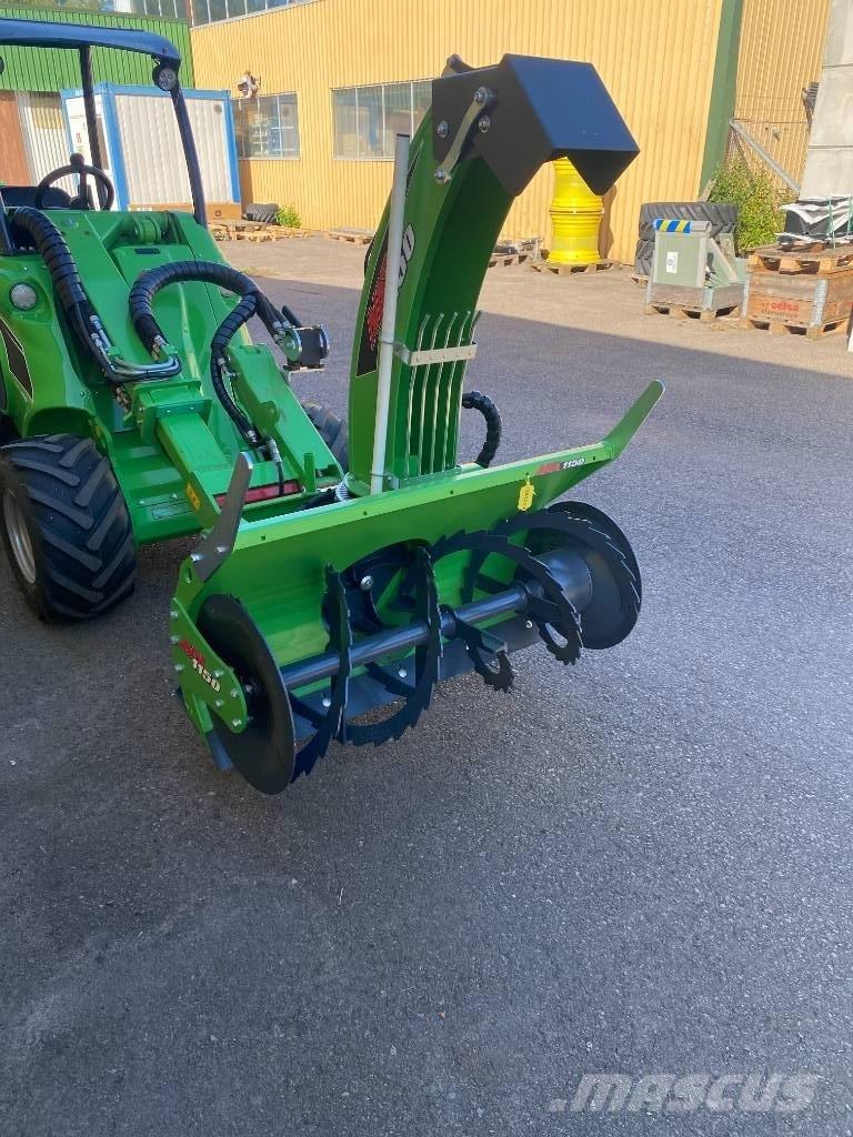 Avant Snöfräs Masini utilitare
