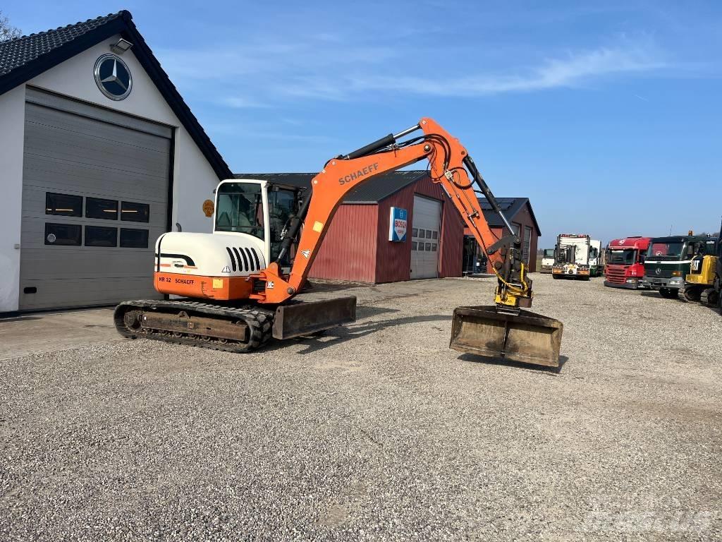 Schaeff HR 32 Excavatoare 7t - 12t
