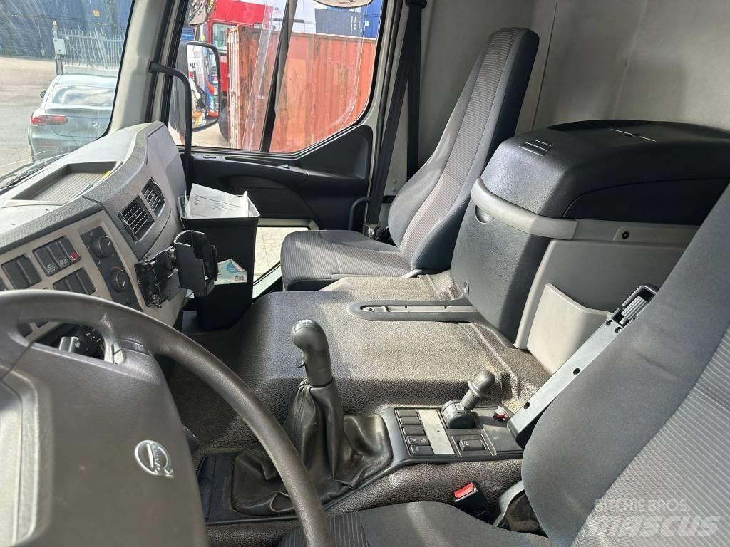 Volvo FE 300 Camion cabina sasiu