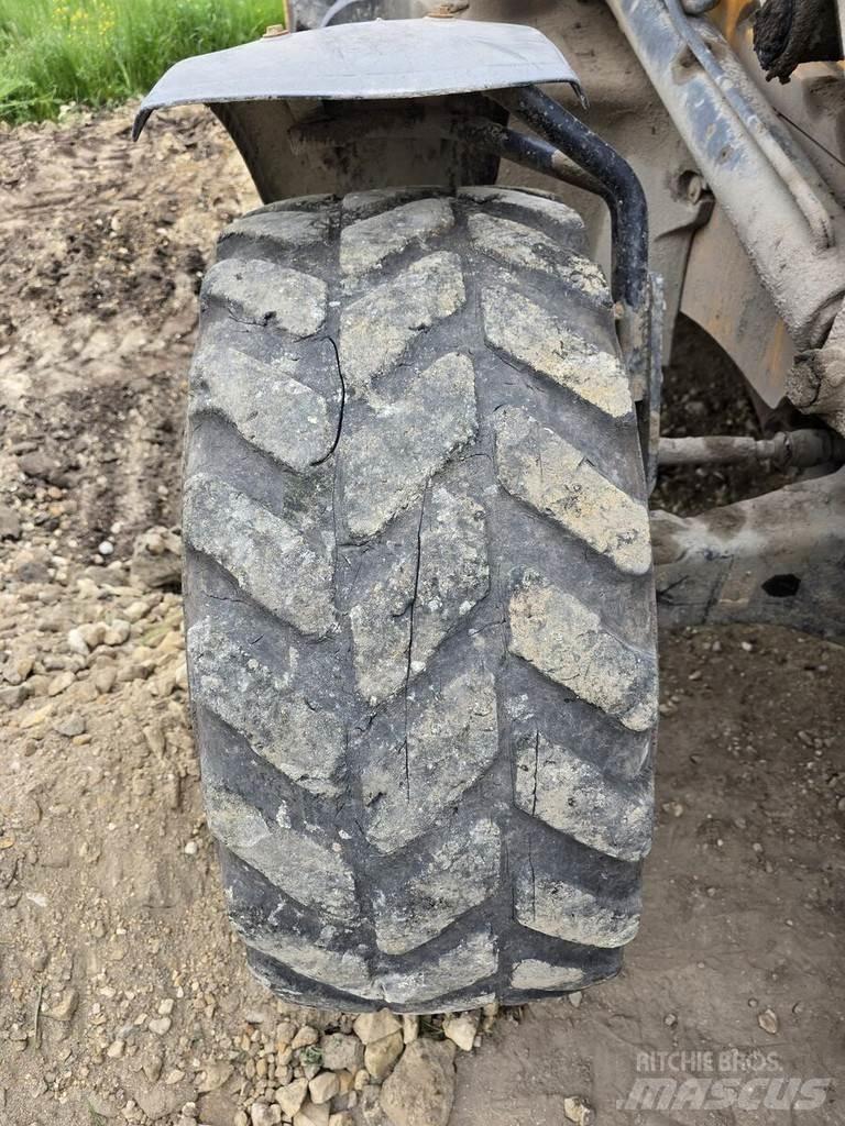 JCB 3CX Buldoexcavatoare