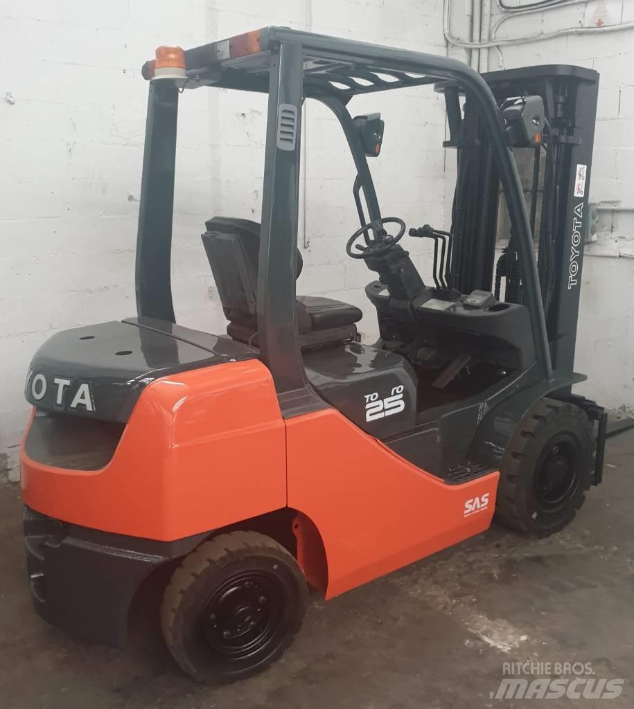 Toyota 52-8 FD 25 Stivuitor diesel