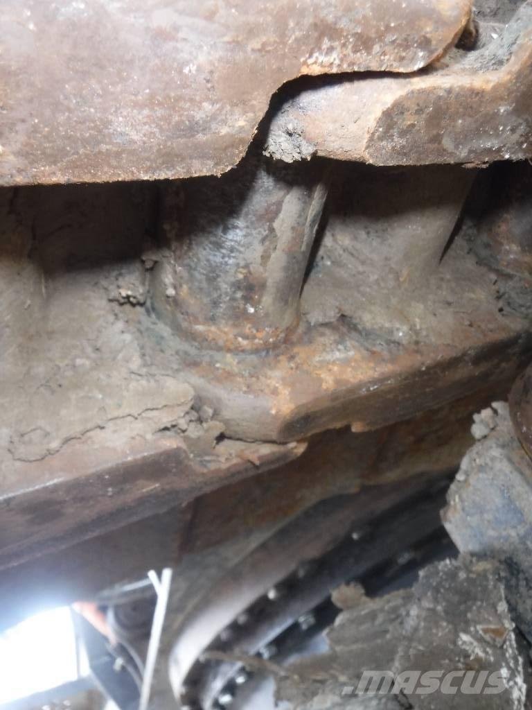 Hitachi ZX 210 LC-6 Excavatoare pe șenile
