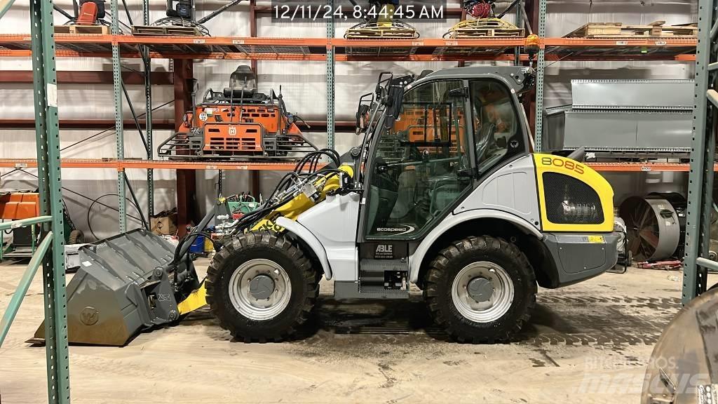 Wacker Neuson 8085 Incarcator pe pneuri