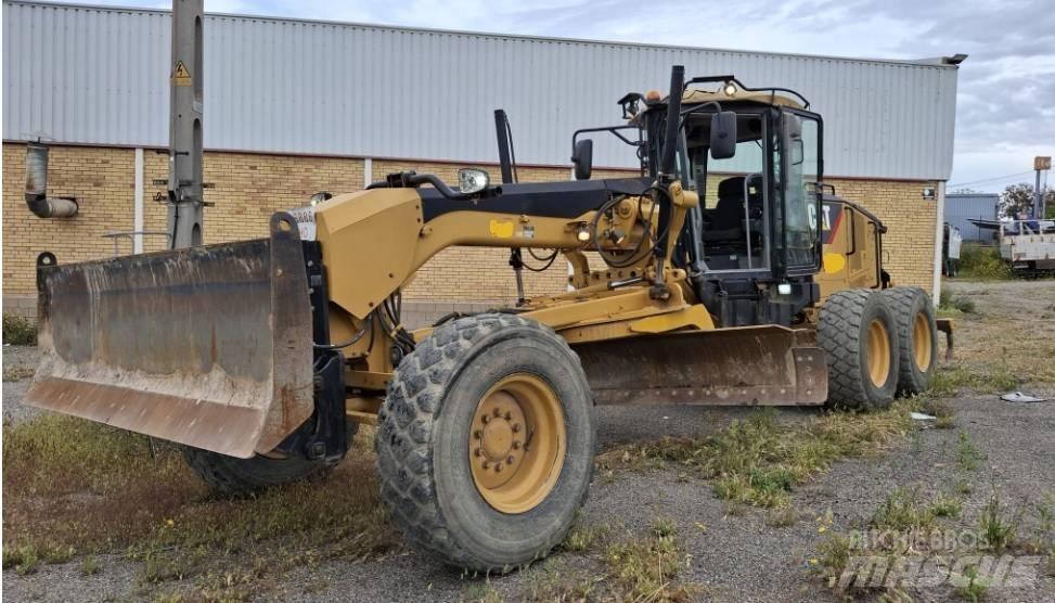 CAT 140 M Gredere