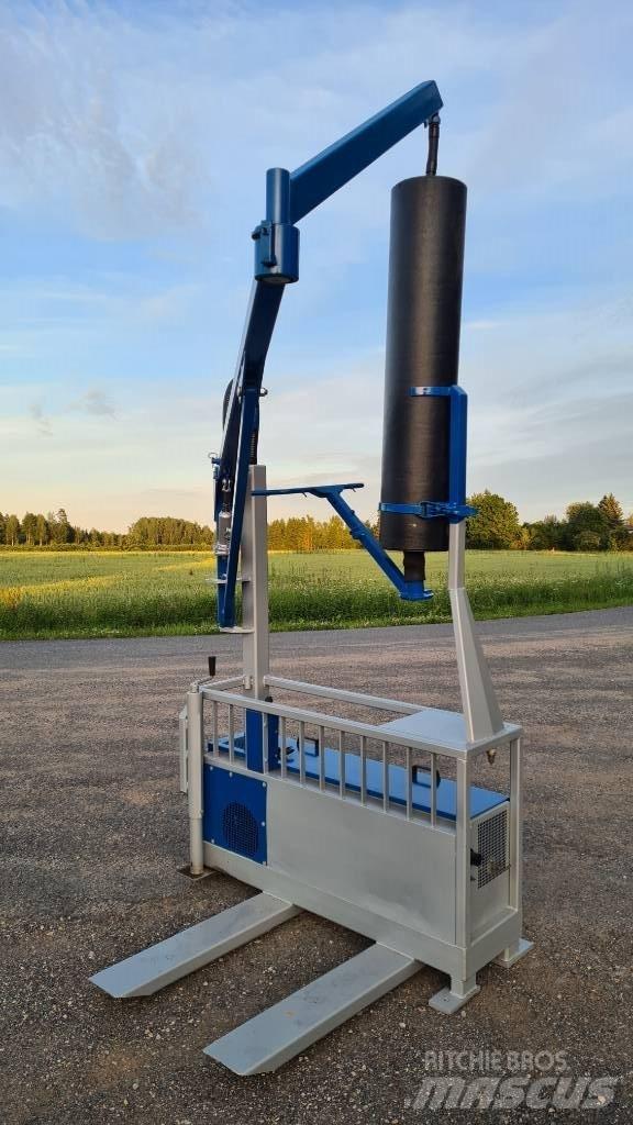 Al-vac 1600 lux Utilaje construcții - Altele