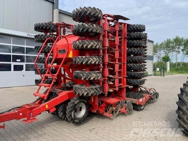 Horsch Pronto 8 DC Perforatoare