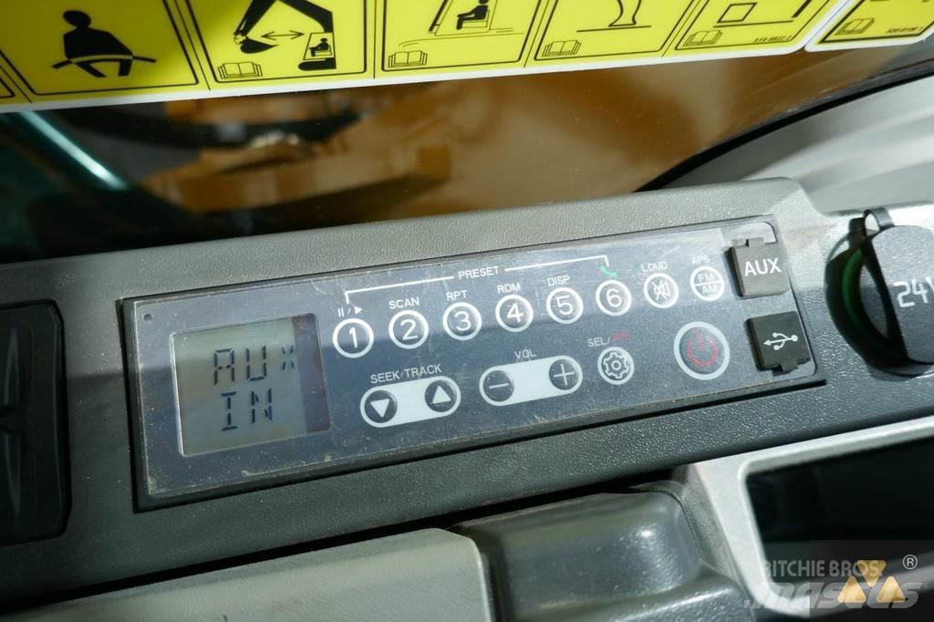 CAT 352 Excavatoare pe șenile
