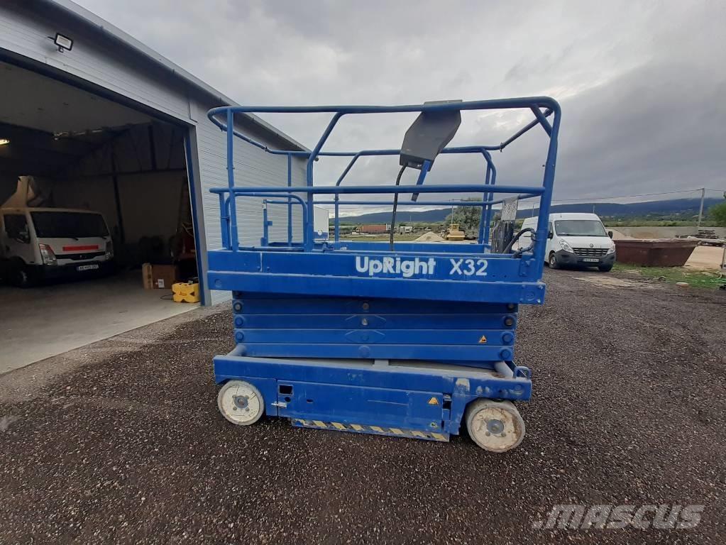UpRight X 32 Platforme foarfeca