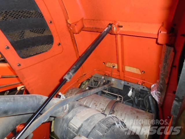 Kubota L 6060 HST Tractoare